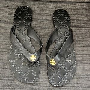 Tory Burch Monroe Flip Flop Black Flat Sandals Size 8.5